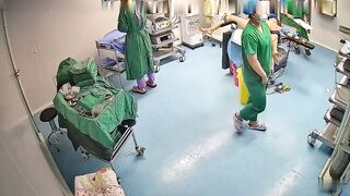 摄像头泄密美女进手术室侧躺开腿BB全露上帝视角