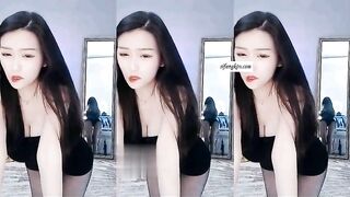 虎牙重磅超人气女神云梦土豪定制超大尺度脱衣等_