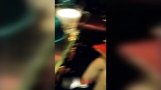 强奸魔下药迷翻公司的女同事_