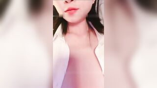 性感女神独自一人在家自慰3