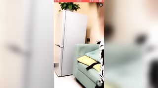 抖音网红私下开黄播直播被控玩粗吊