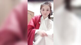 高端私密群内部福利132基本都露脸