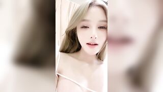 顶级颜值已经爆炸了身材长像都是顶尖