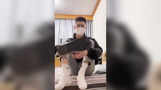 高颜值直男自拍日常撸管喷精尿尿