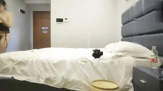 小马寻花19岁美腿模特性感极品尤物太会玩诱惑了
