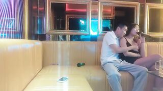 怨种探花KTV啪啪骚气美女
