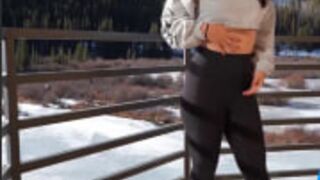 最骚美乳留学生苏琪和洋男友在林海别墅激情啪啪爽得她弓起身子
