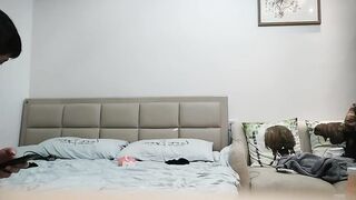 探花冒险哥星级酒店开房现场直播高价约了个肤白貌美气质小姐姐啪啪