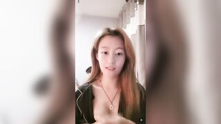 很漂亮很可爱唯一一部震动器自慰大秀