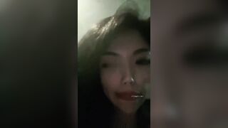 场面淫乱KTV多人跪地插嘴后入